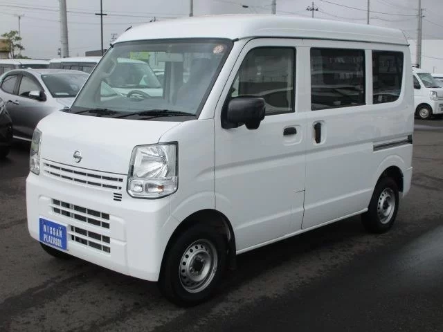 Nissan NV100 Clipper DR17V 2022